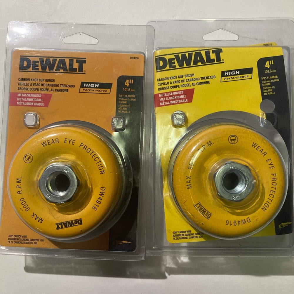 DEWALT Carbon Knot Cup Brush tool 4”